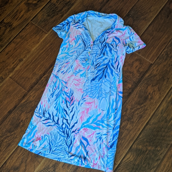 ❤️ Lilly Pulitzer UPF 50+ Sadie Polo Dress Crew Blue Tint Kaleidoscope Coral - Picture 3 of 6